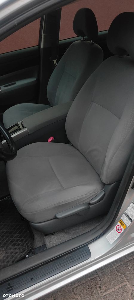 Toyota Prius 1.5 VVT-i Sol - 16