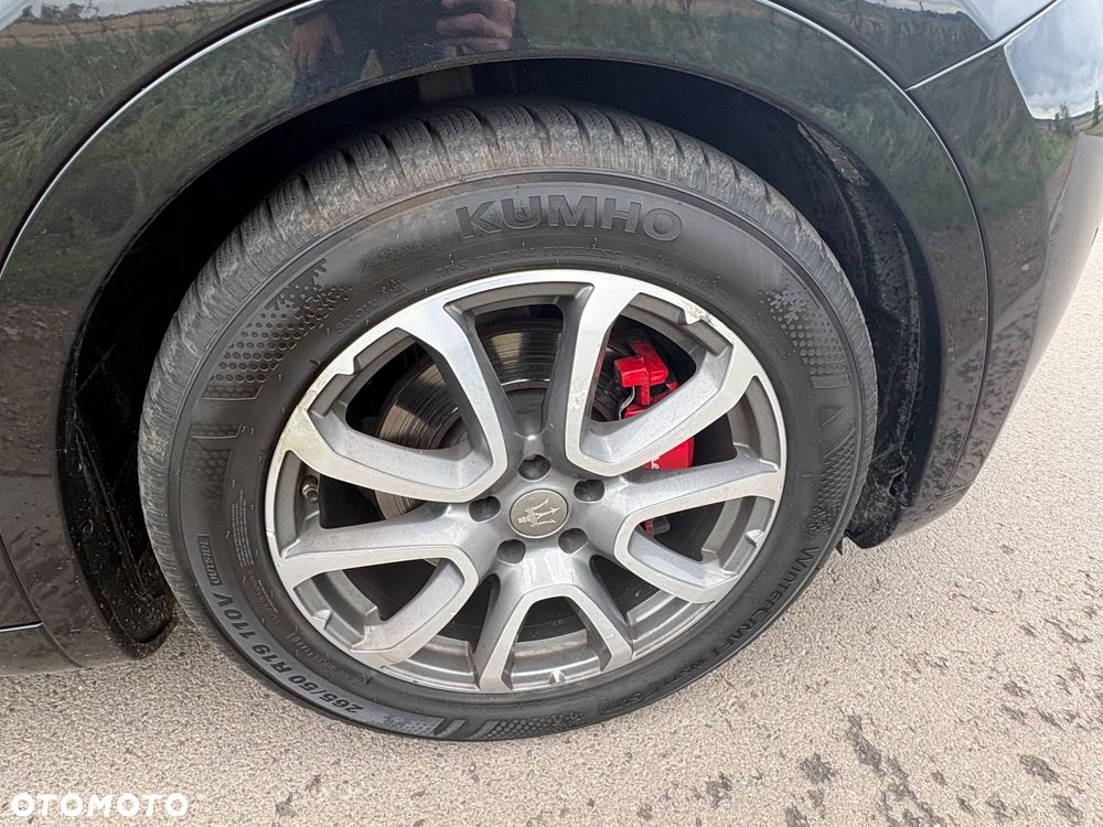 Maserati Levante - 24