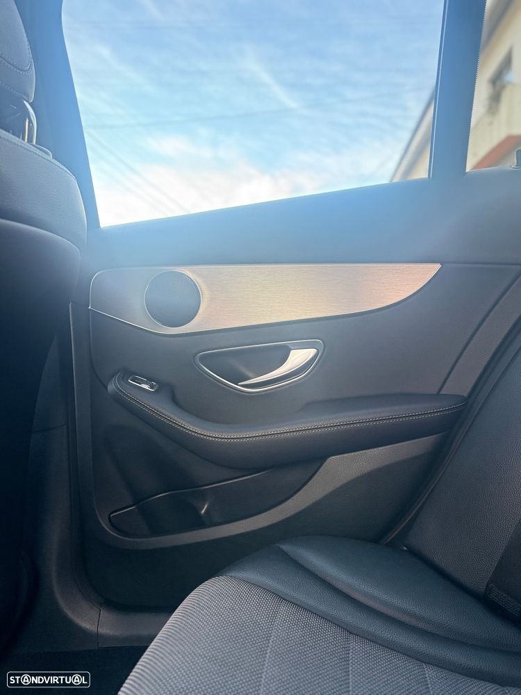 Mercedes-Benz C 180 (BlueTEC) d Station 7G-TRONIC Avantgarde - 33