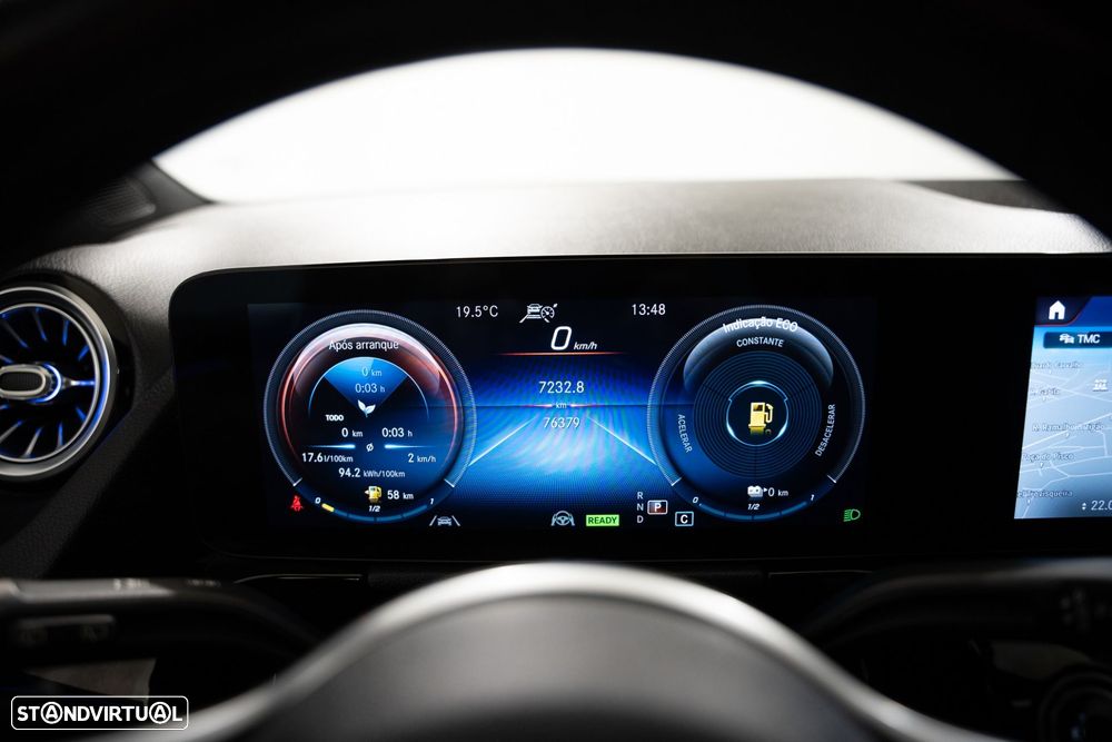 Mercedes-Benz GLA 250 e Progressive - 24