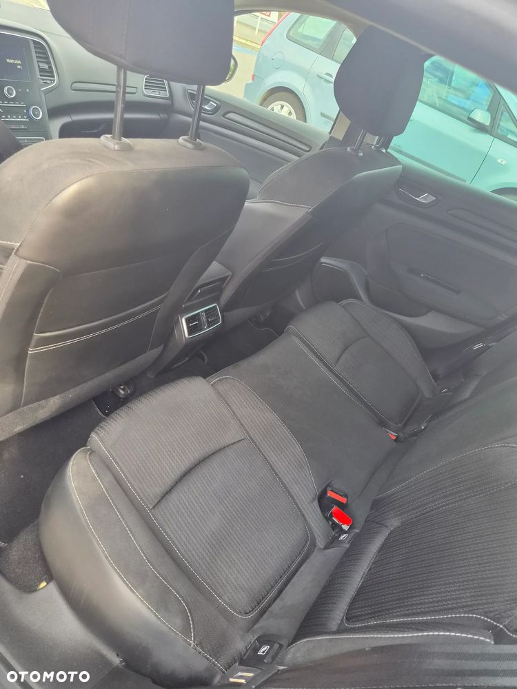 Renault Megane 1.2 Energy TCe Limited - 12