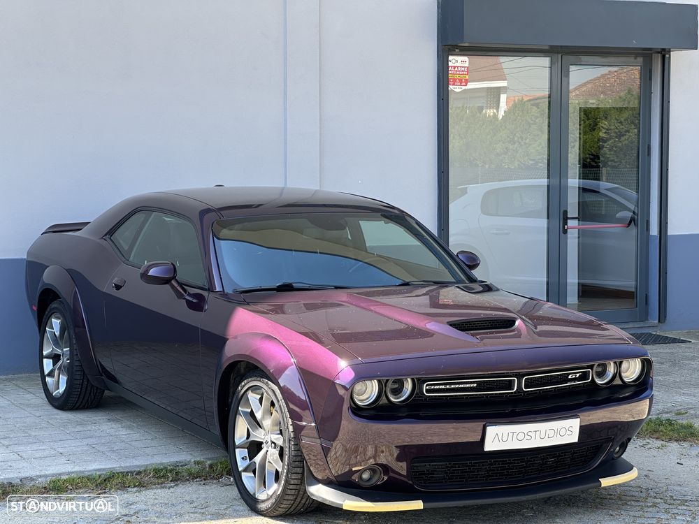 Dodge Challenger - 14