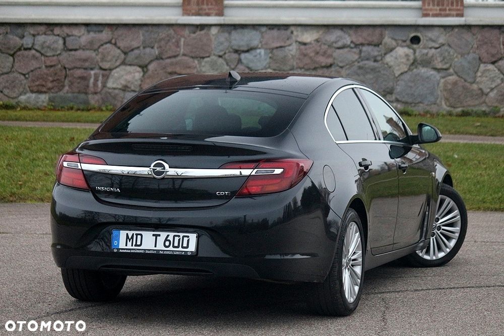 Opel Insignia - 21
