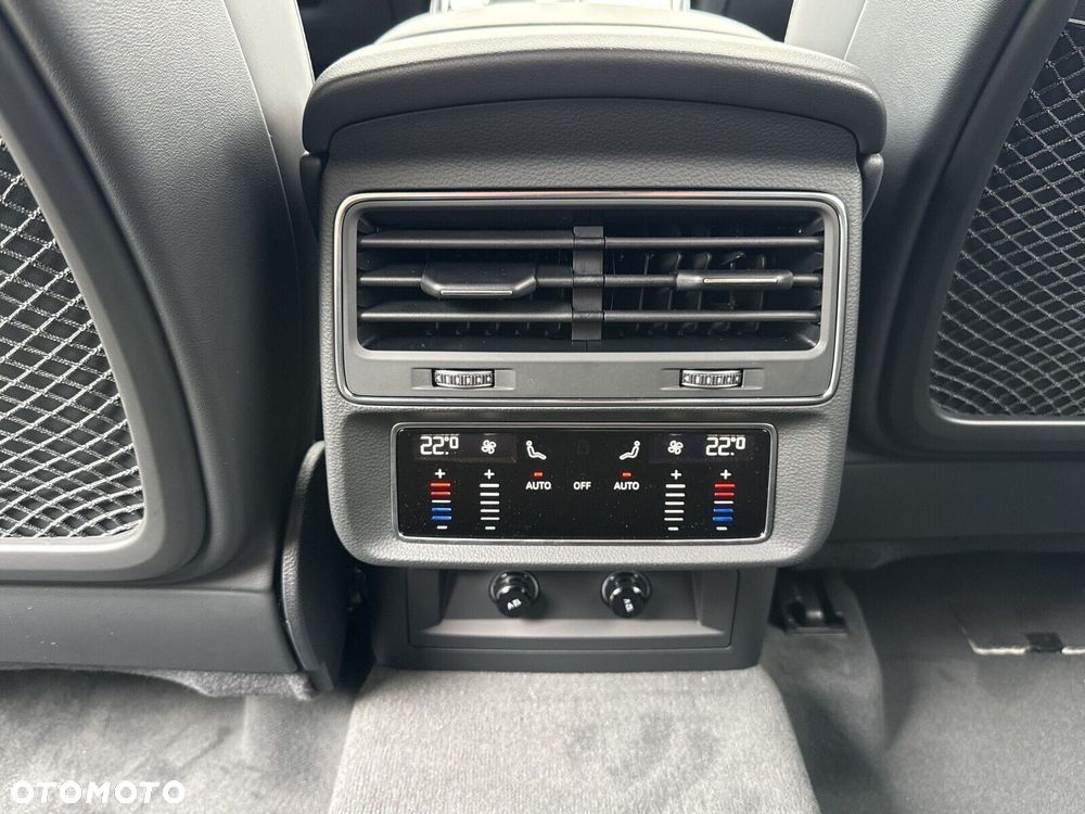 Audi Q8 - 14