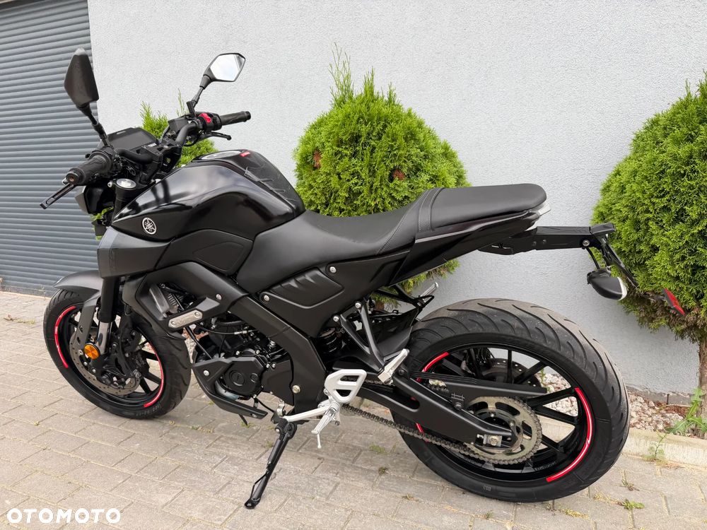 Yamaha MT - 8