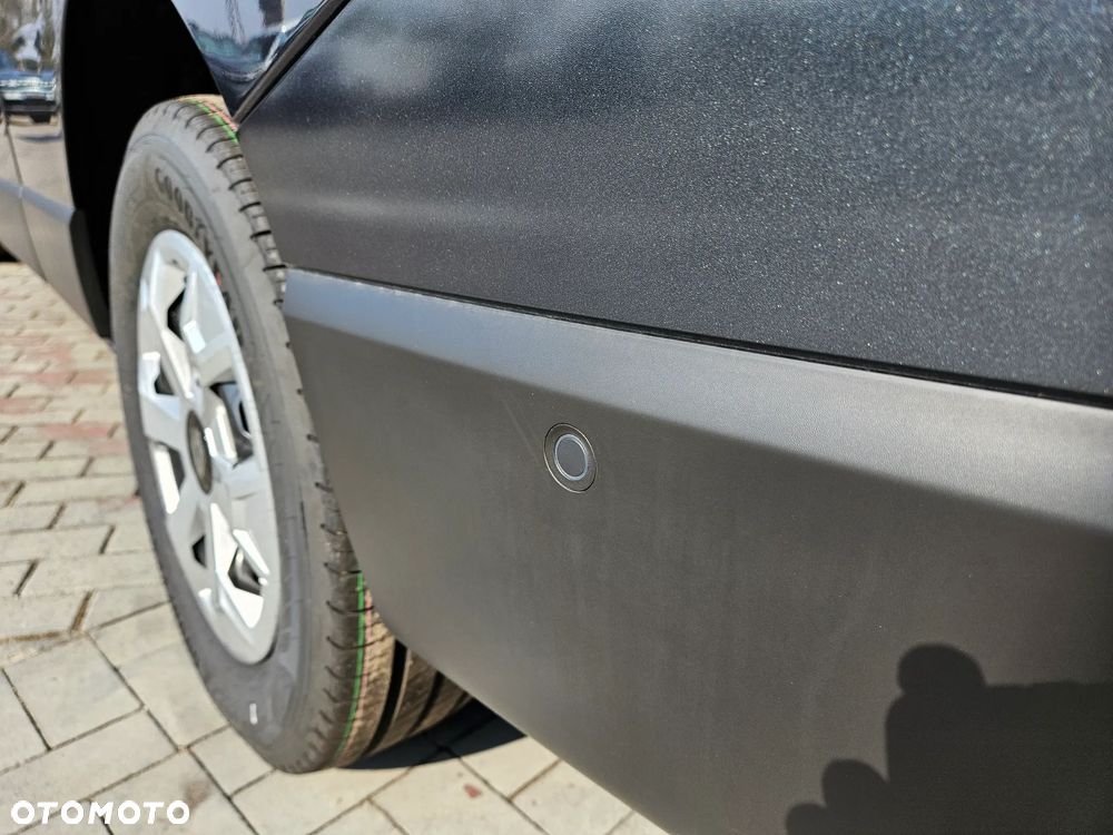 Renault Trafic 2.0 dCi - 14