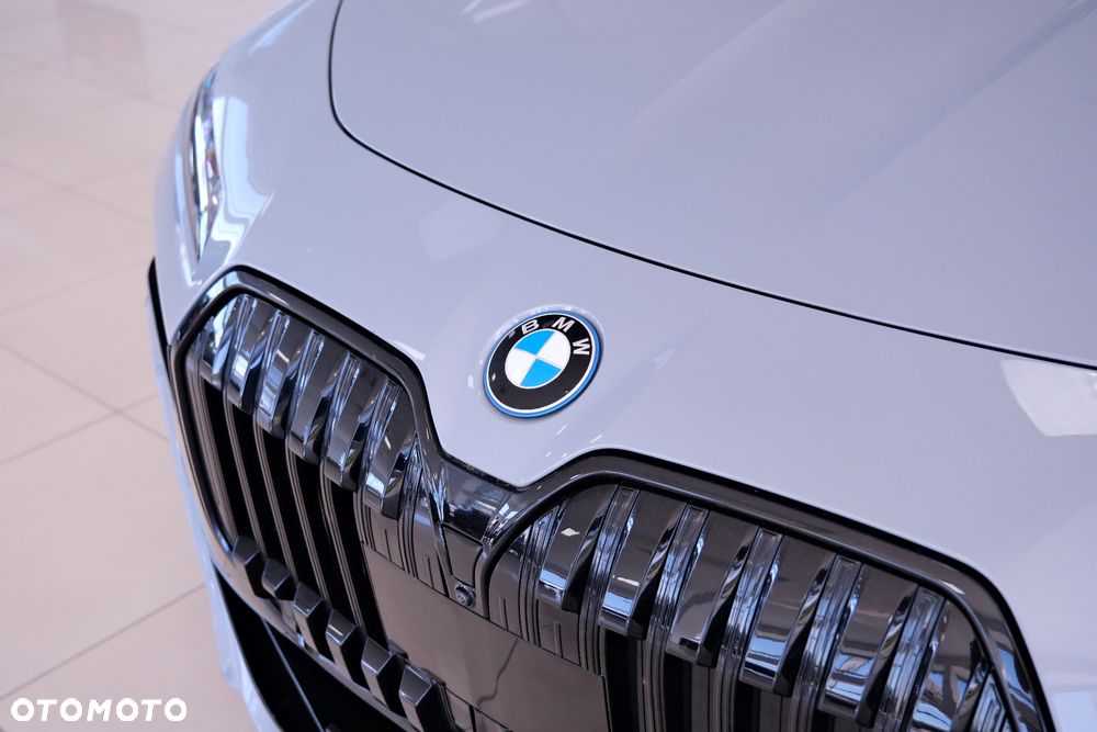 BMW Seria 7 - 20