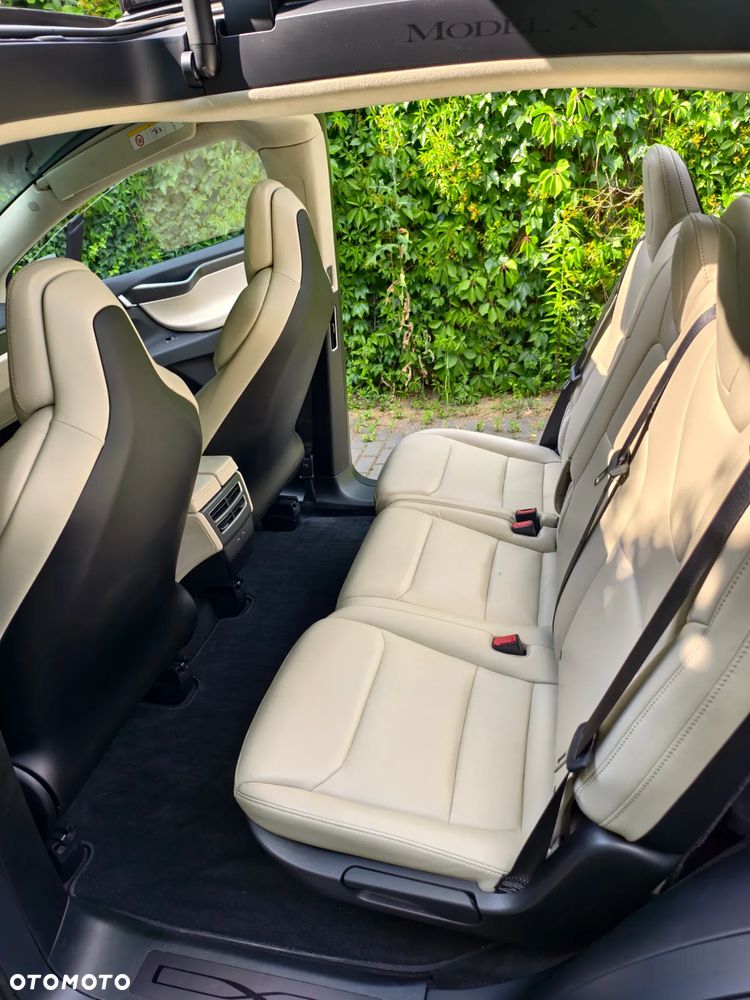 Tesla Model X Long Range Plus - 20