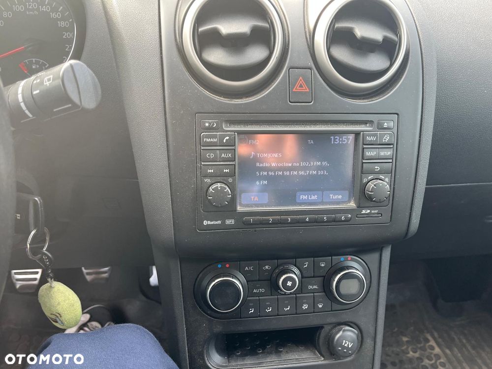 Nissan Qashqai - 10