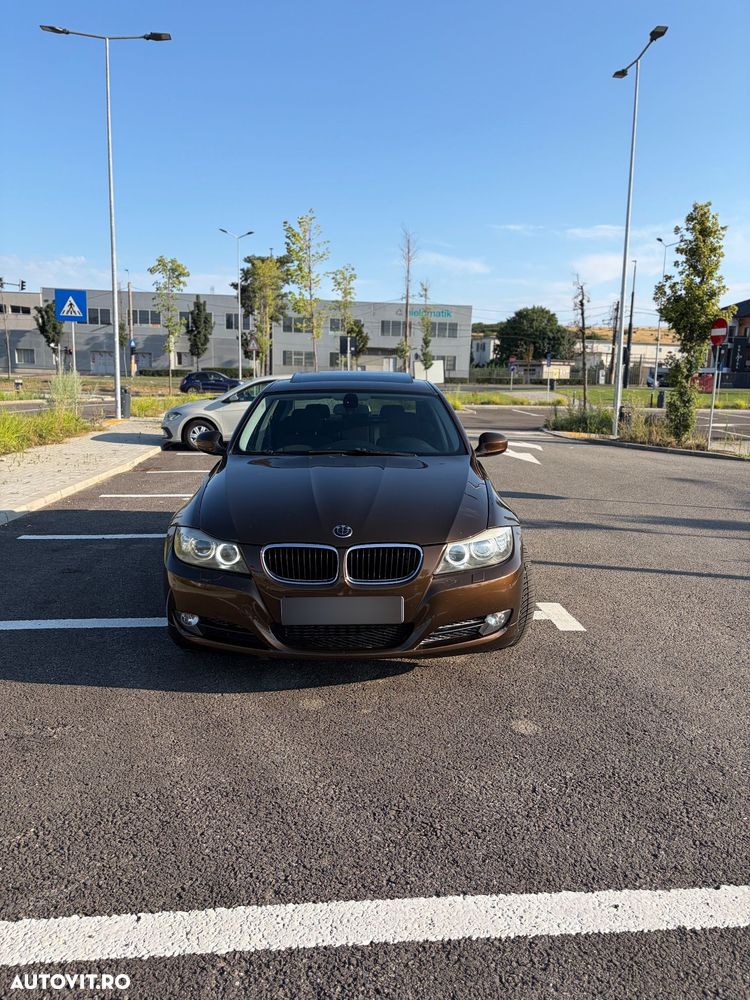 BMW Seria 3 320d - 10