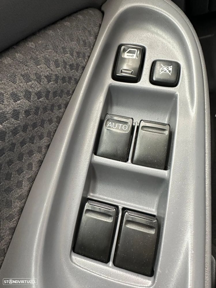 Nissan Almera 1.5 dCi Visia AC ABS - 10