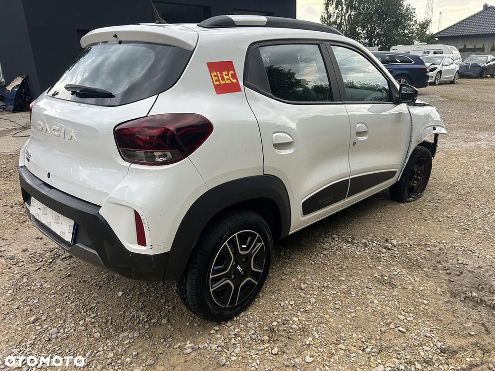 Dacia Spring - 5