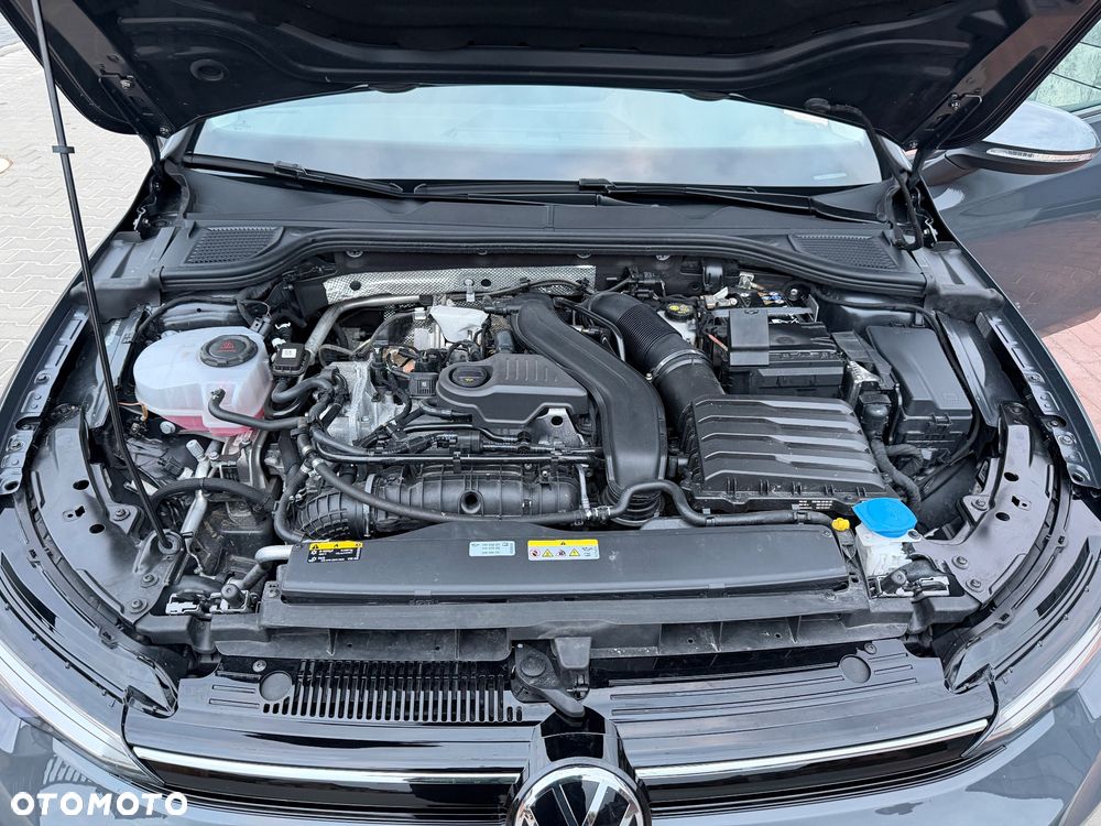 Volkswagen Golf 1.5 eTSI Life DSG - 23