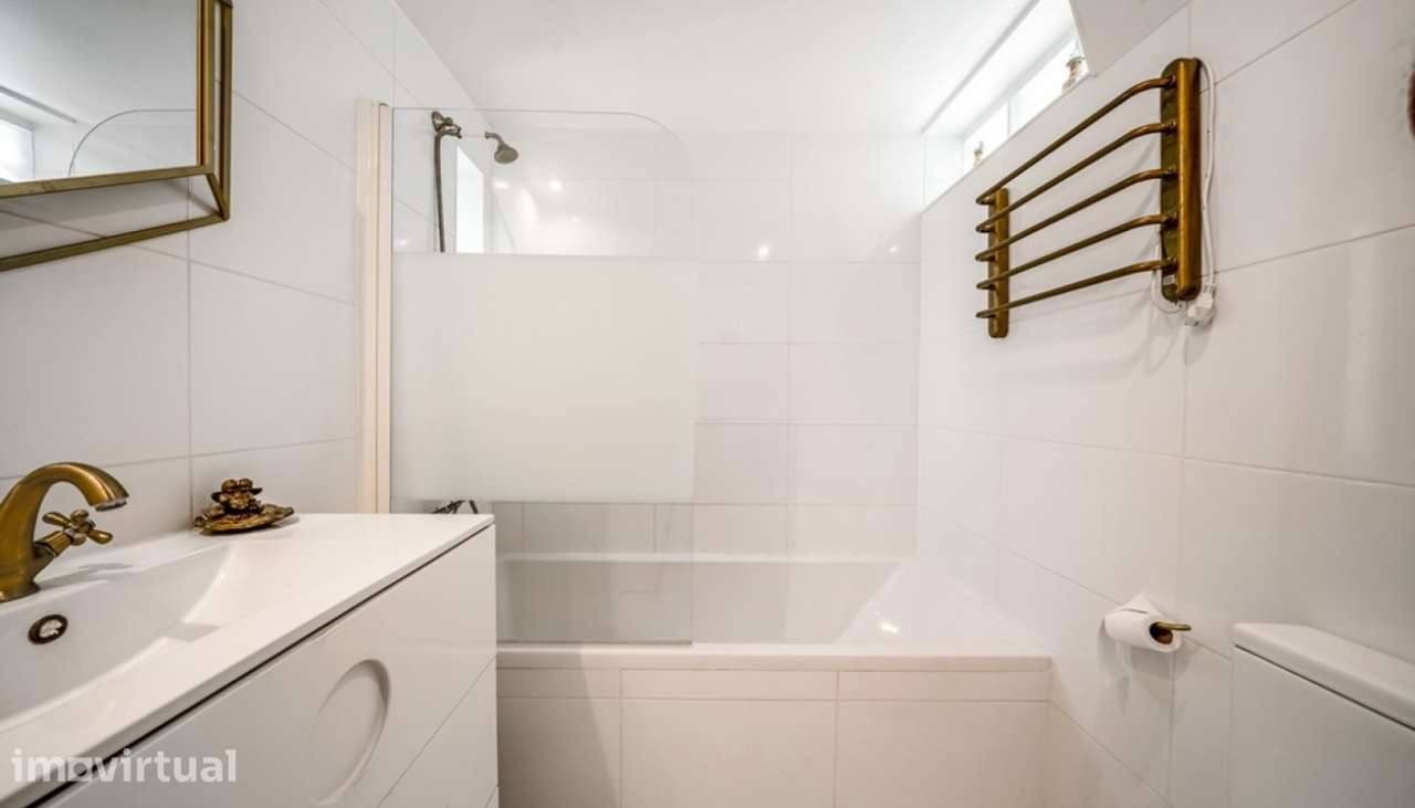 Apartamento T2 com vista mar para venda em Carvoeiro, Algarve - Grande imagem: 5/27