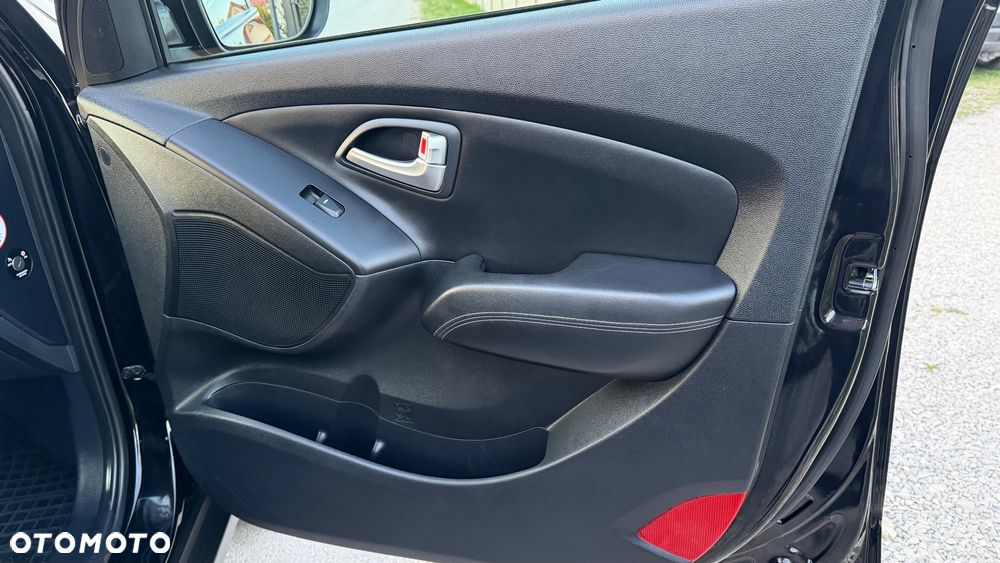 Hyundai ix35 2.0 CRDi 4WD Automatik Premium - 38