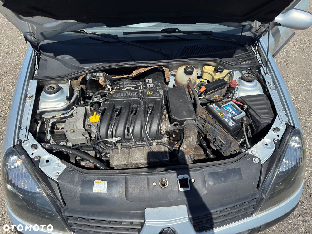 Renault Clio 1.4 16V Privilege - 33