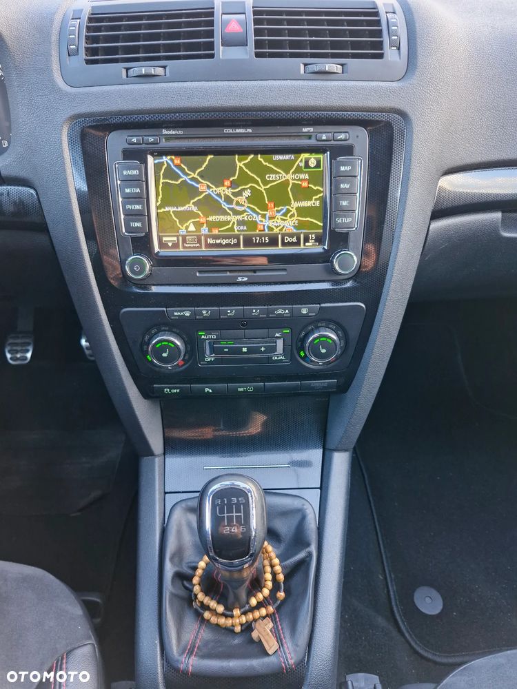 Skoda Octavia 2.0 TDI DPF RS - 15