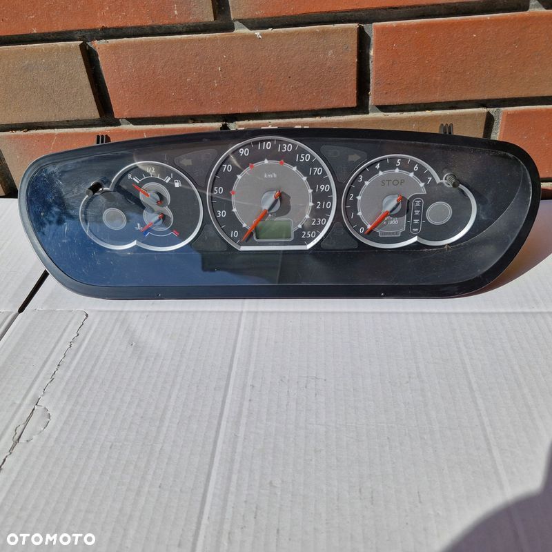 LICZNIK CITROEN C5 I 1.6 HDI EUROPA 9655608580 - 1