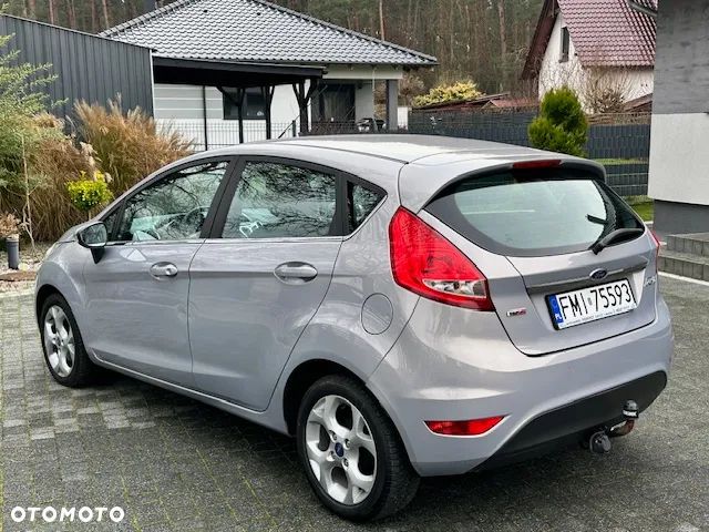 Ford Fiesta 1.6 TDCI Individual - 6