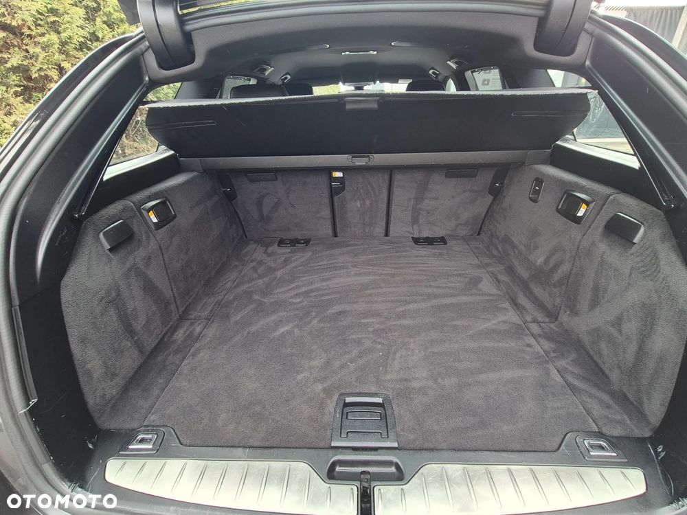 BMW Seria 5 520i - 28