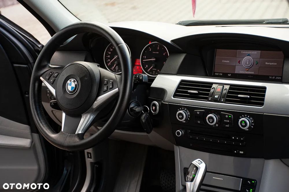BMW Seria 5 530d - 17