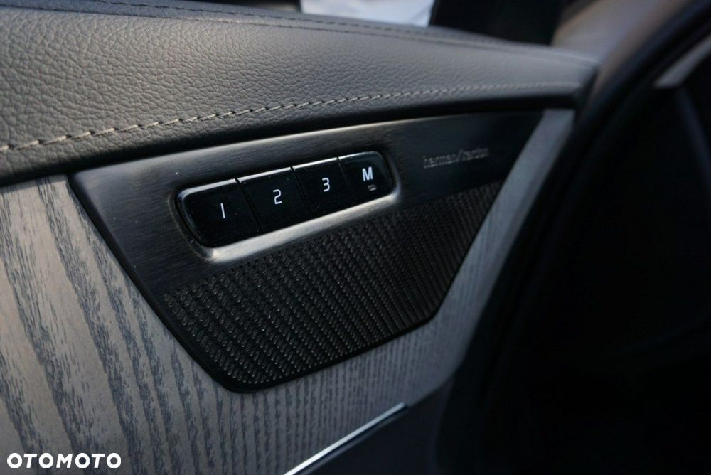 Volvo XC 90 - 11