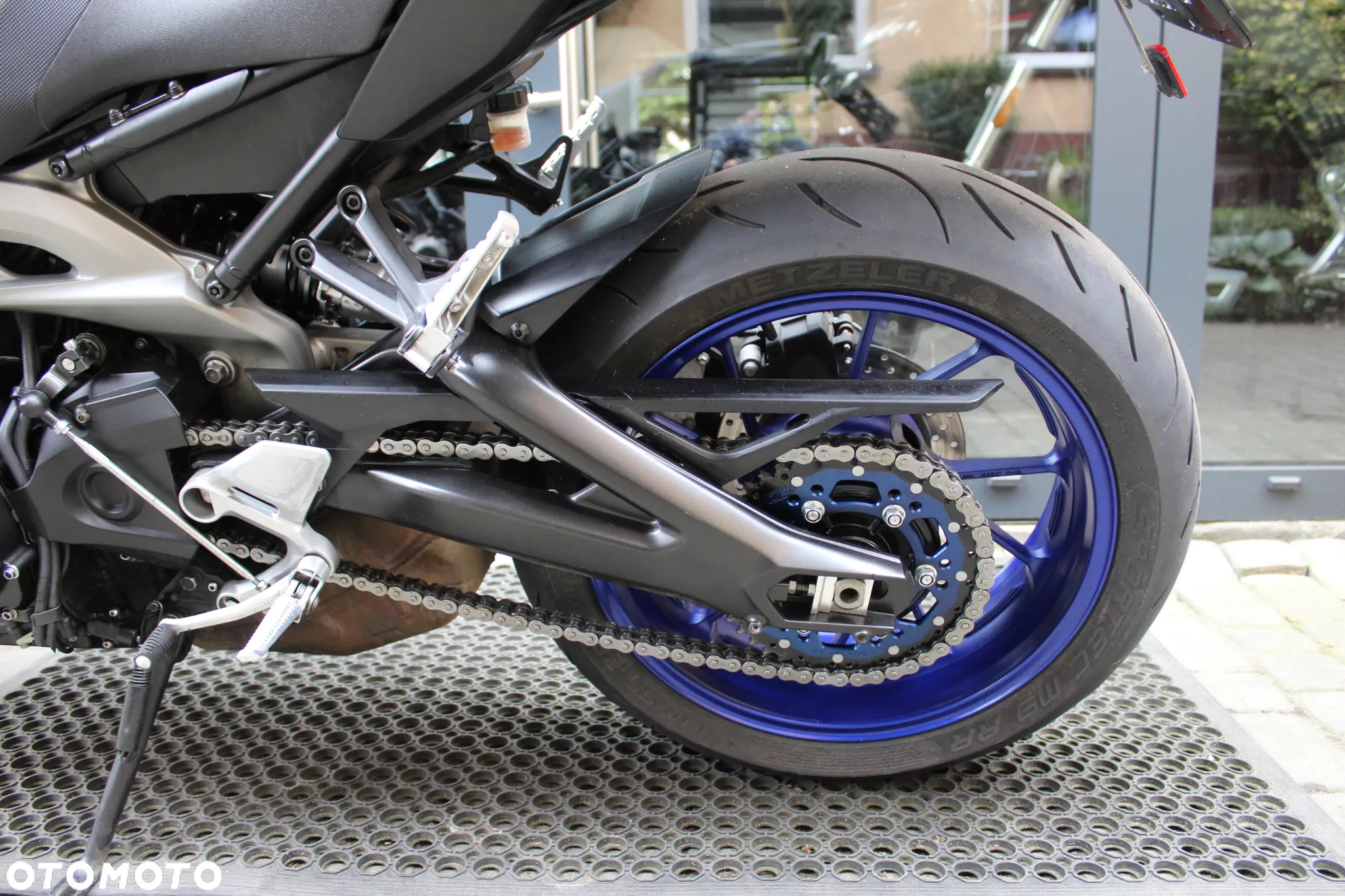 Yamaha MT - 9