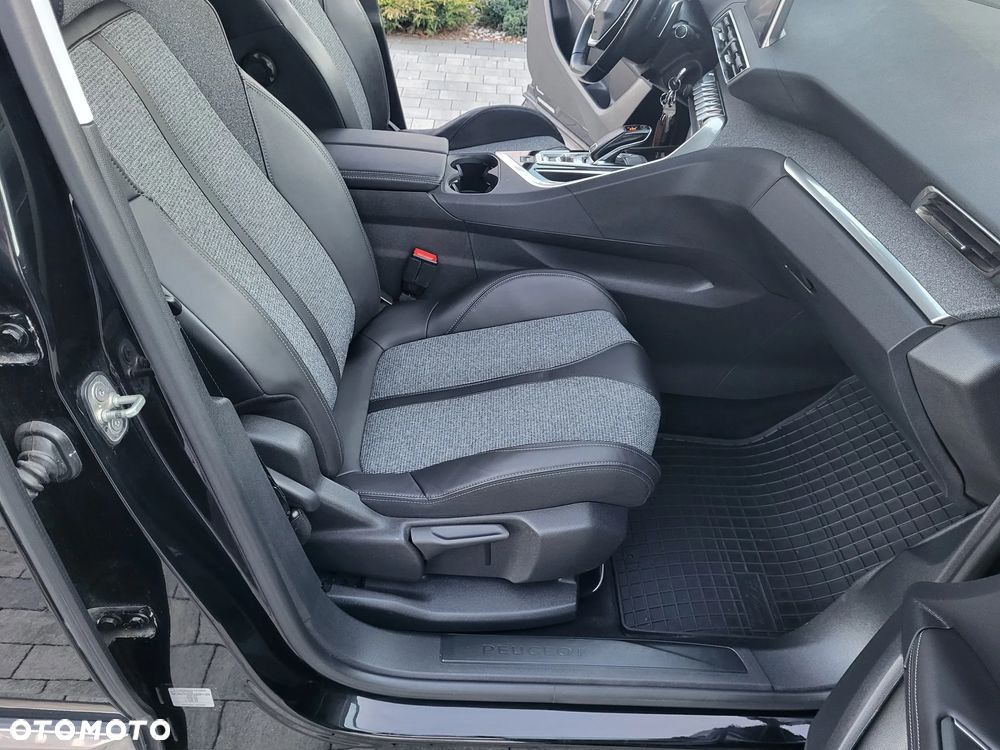 Peugeot 3008 BlueHDi 130 Stop & Start EAT8 Allure - 16