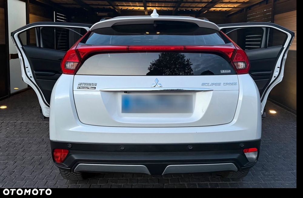 Mitsubishi Eclipse Cross - 14