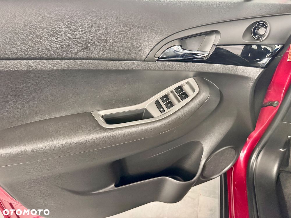 Chevrolet Orlando - 27