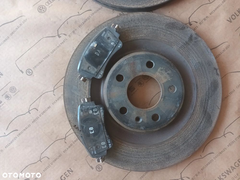 Audi A4 B9 8W komplet Tarcze Hamulcowe klocki tył 8W0615601K 330mm 72KM - 3