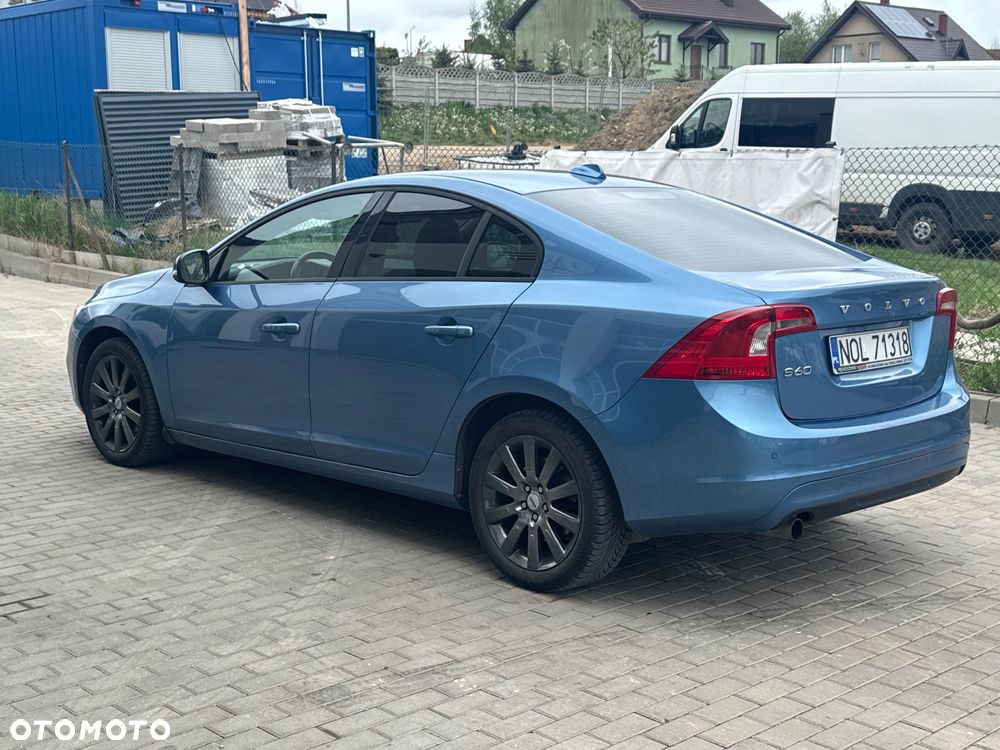 Volvo S60 - 5