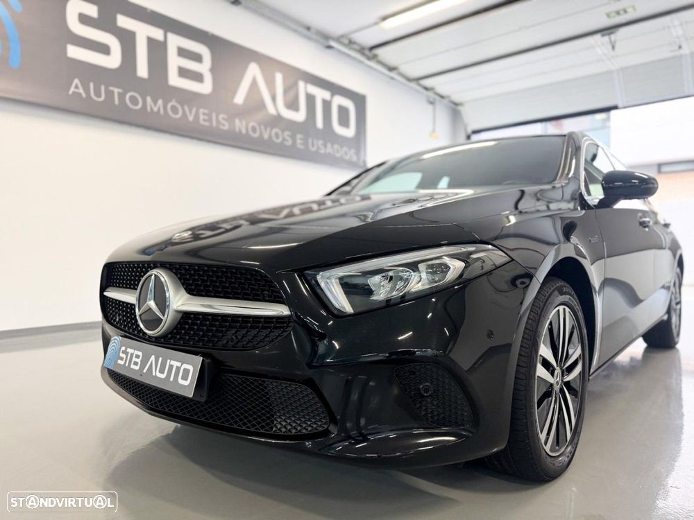 Mercedes-Benz A 250 e Style Plus - 2