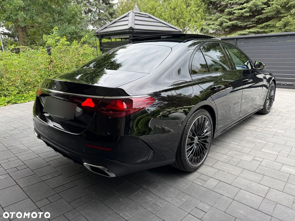 Mercedes-Benz Klasa E 220 d mHEV 4-Matic AMG 9G-Tronic - 9