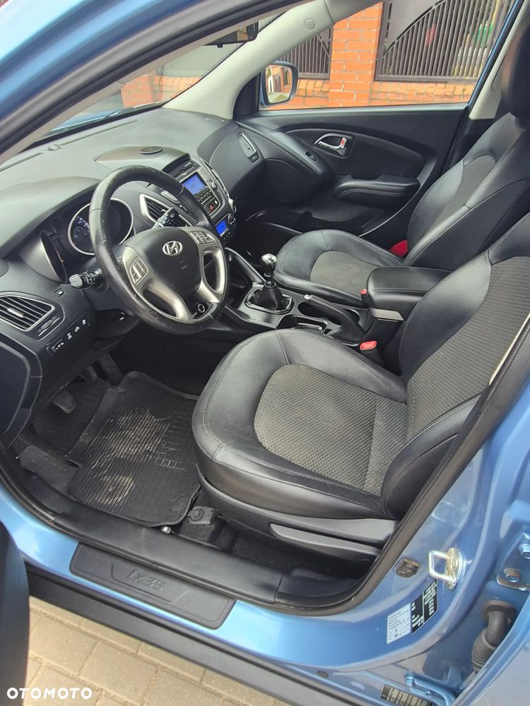 Hyundai ix35 2.0 CRDi 4WD Premium - 8