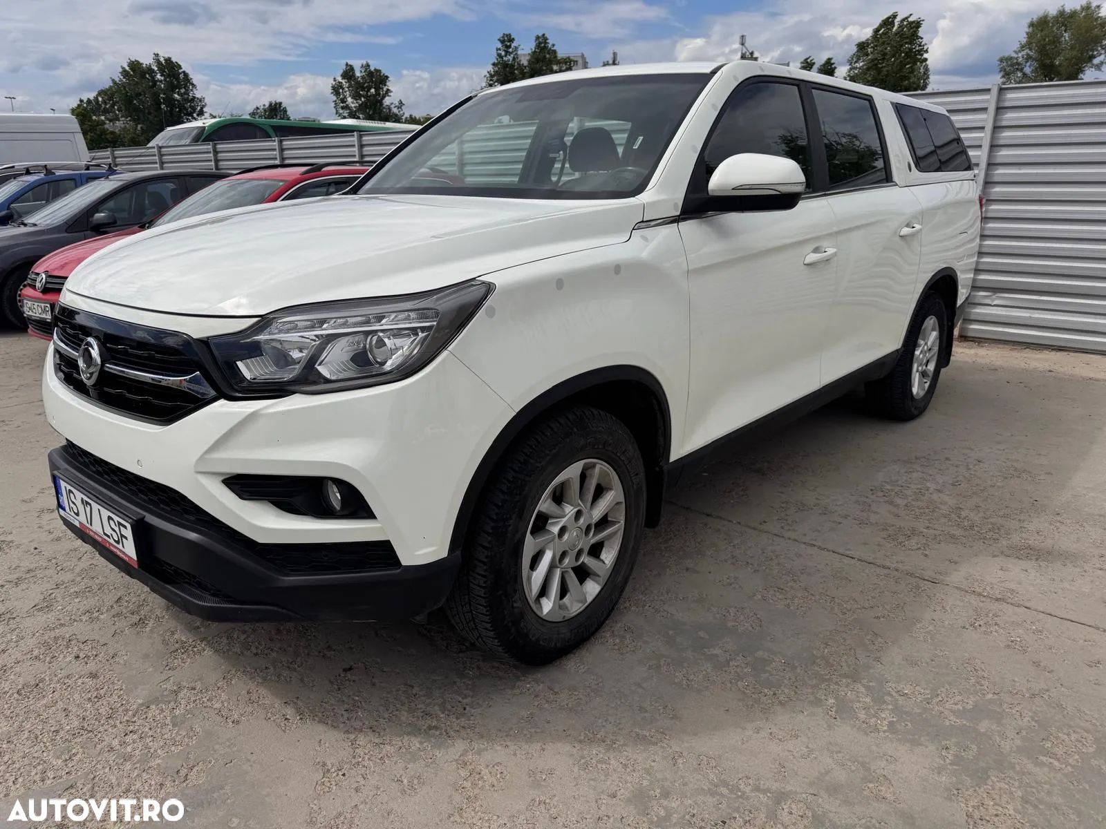 SsangYong MUSSO 4WD Crystal - 1
