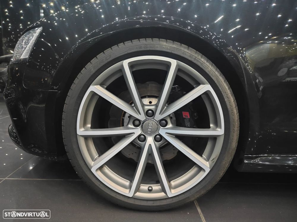 Audi RS5 4.2 FSi quattro - 33