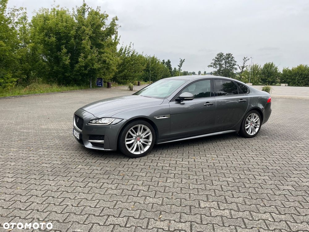 Jaguar XF 20d R-Sport - 5