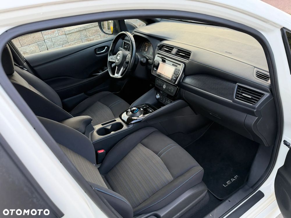 Nissan Leaf 40kWh Tekna - 9