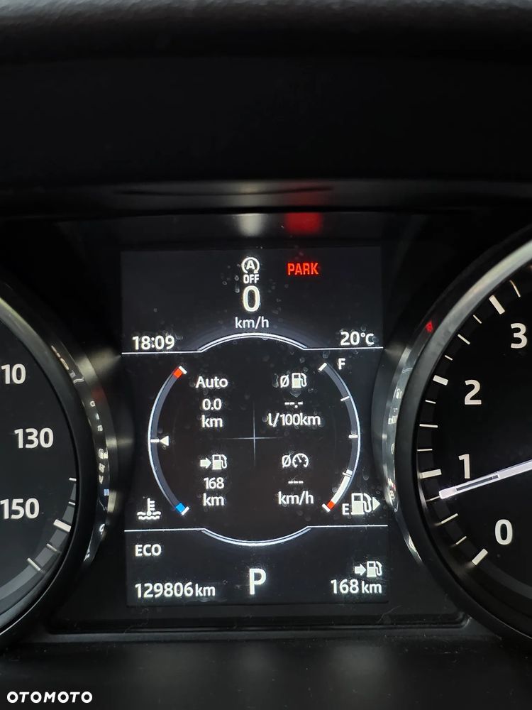 Land Rover Discovery Sport 2.0 Si4 HSE Luxury - 11