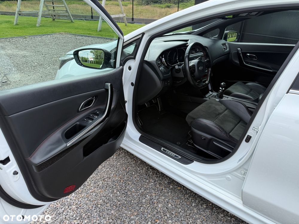 Kia Ceed 1.6 T-GDI GT-Track - 29