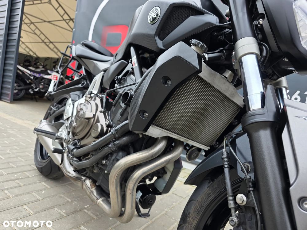 Yamaha MT - 30