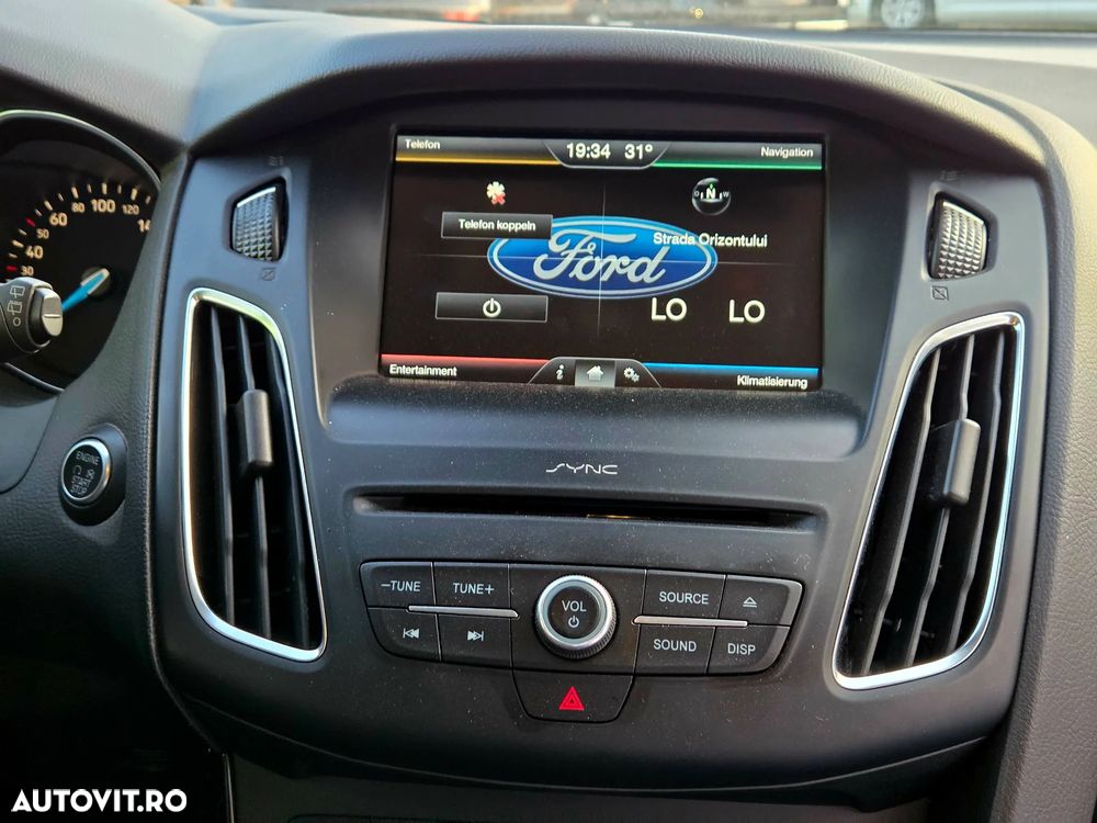 Ford Focus 1.5 TDCi Titanium - 8