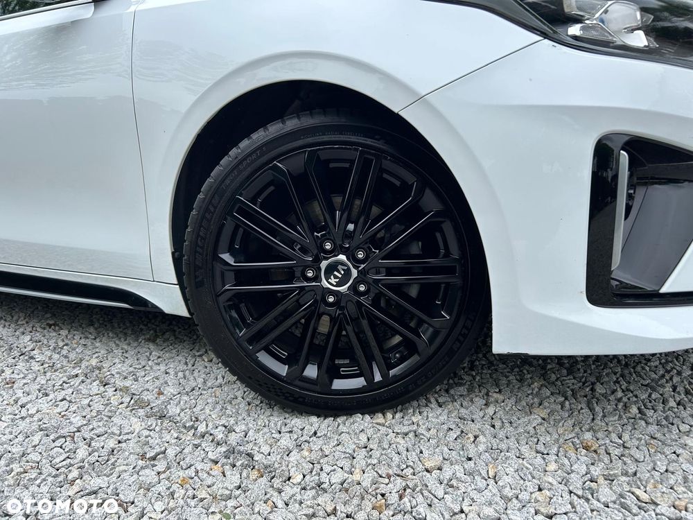 Kia ProCeed 1.6 CRDi 128 Spirit - 4