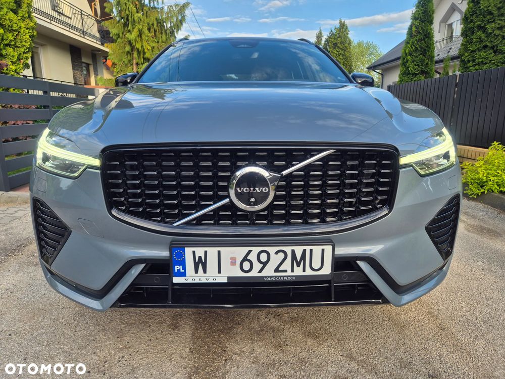 Volvo XC 60 B4 D AWD Plus Dark - 10