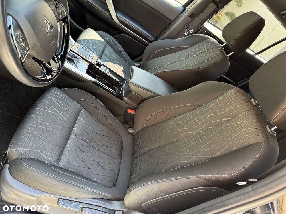 Mitsubishi Eclipse Cross 1.5 T-MIVEC ClearTec CVT 2WD Diamant Edition Plus - 19
