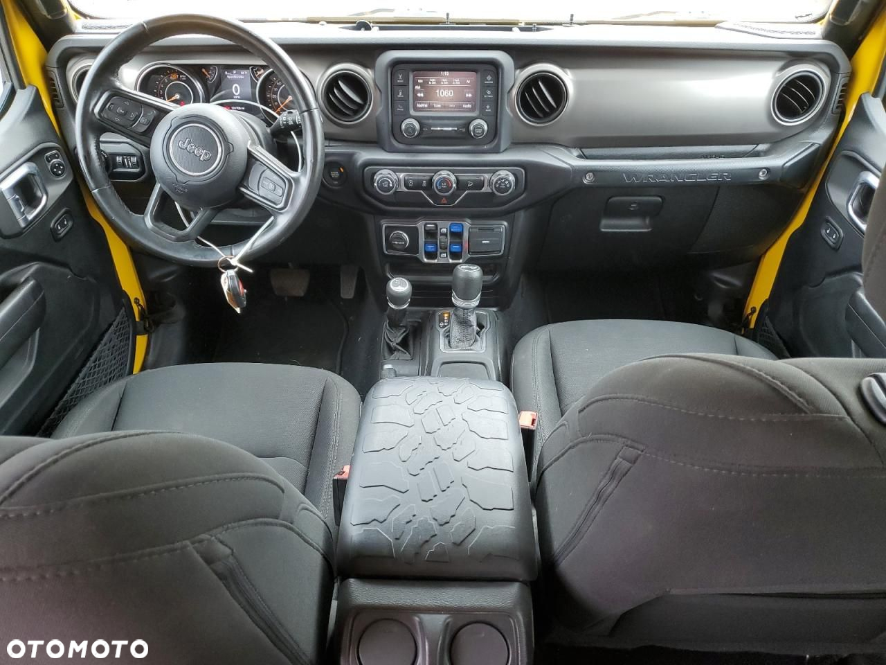 Jeep Wrangler - 8