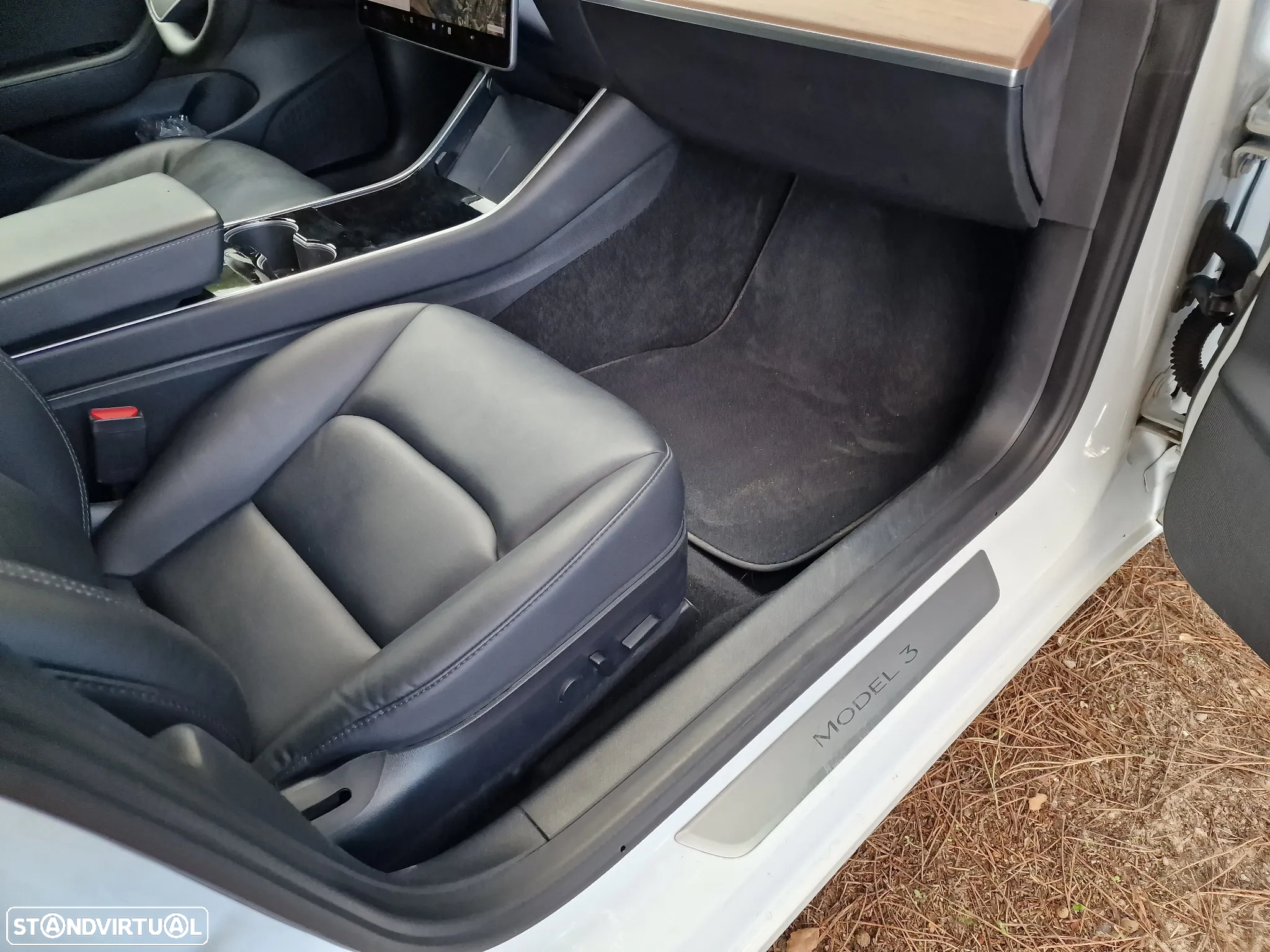 Tesla Model 3 Long Range Tração Integral - 26