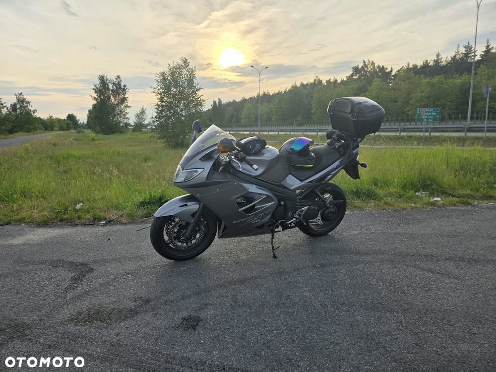Triumph Sprint - 6
