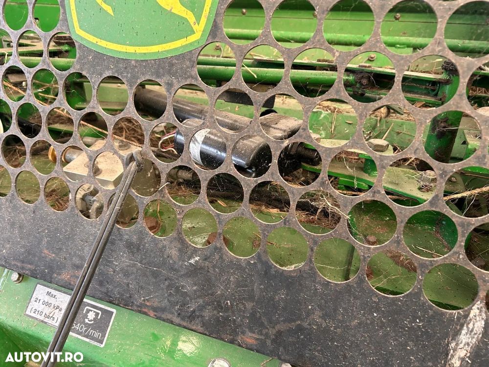 John Deere 568 F 440 M - 10